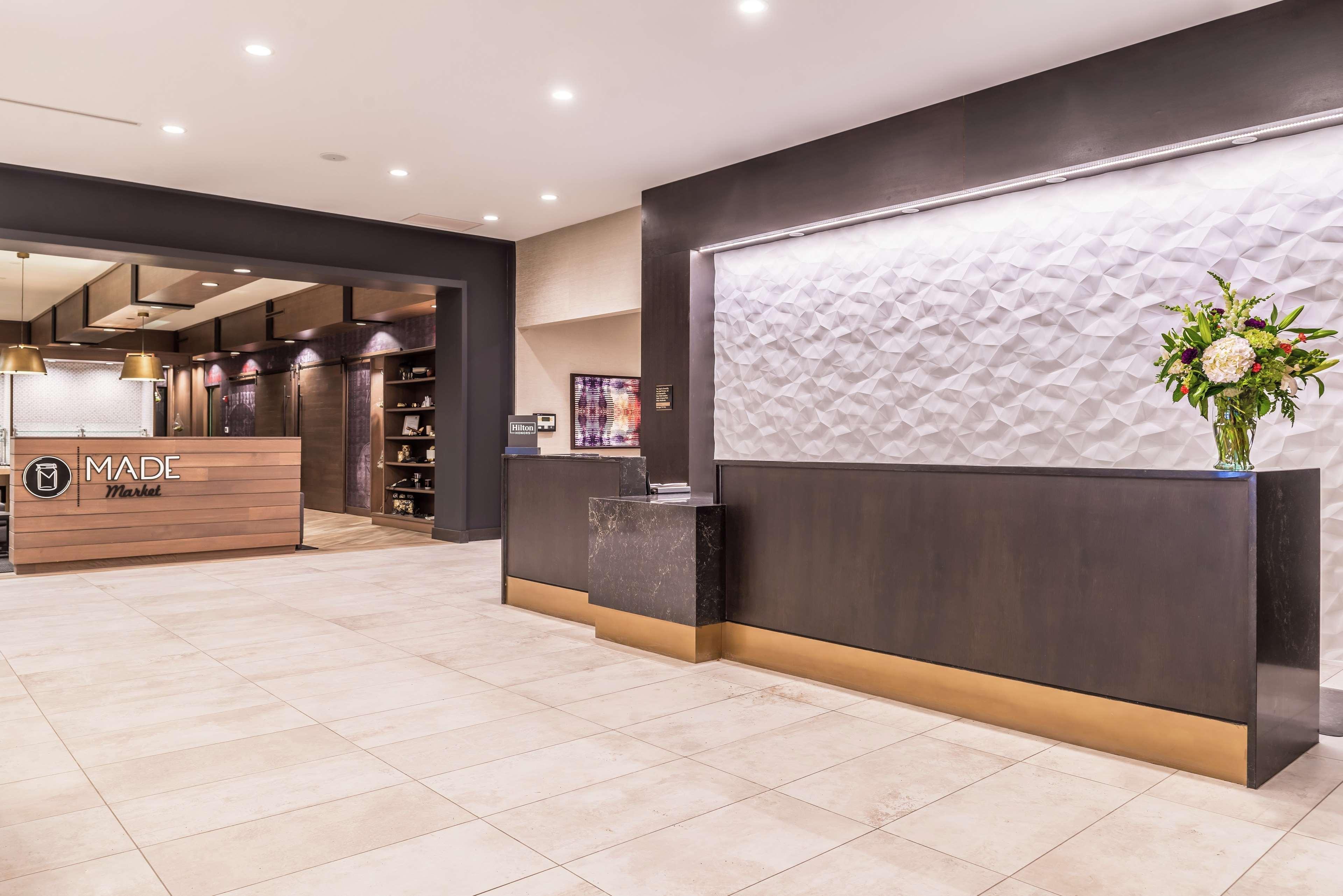 Отель Doubletree By Hilton Lafayette East Экстерьер фото