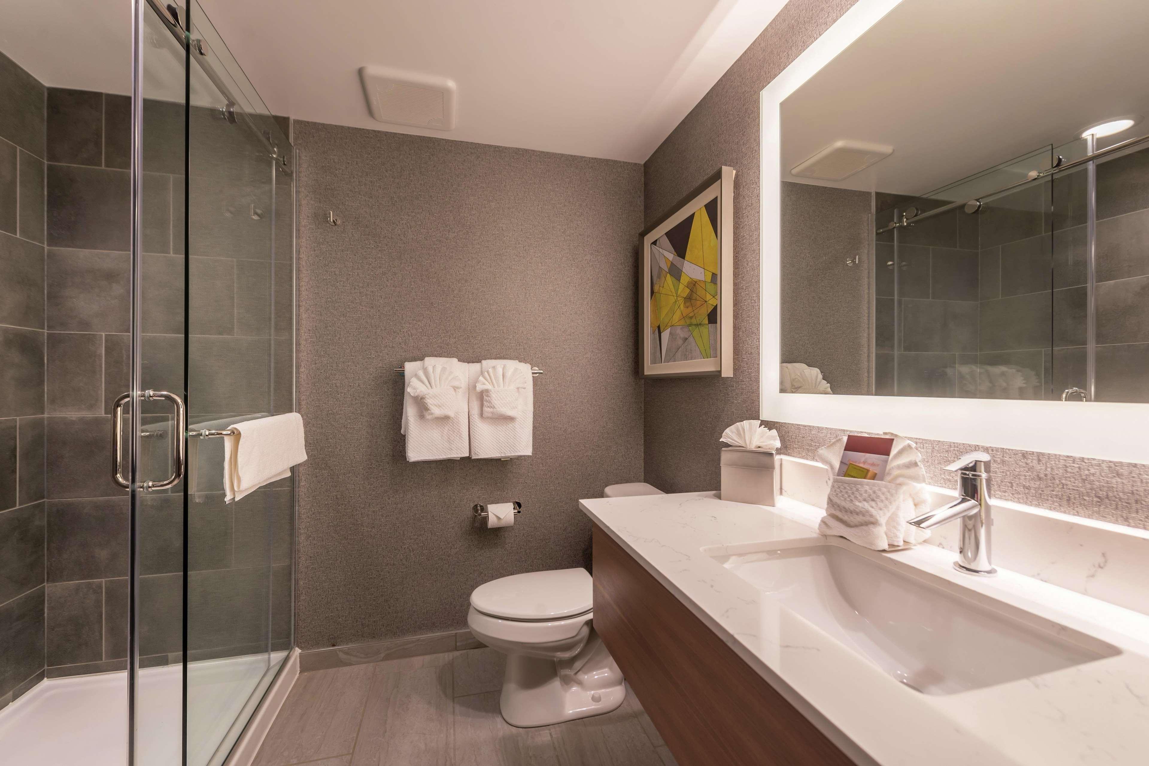 Отель Doubletree By Hilton Lafayette East Экстерьер фото