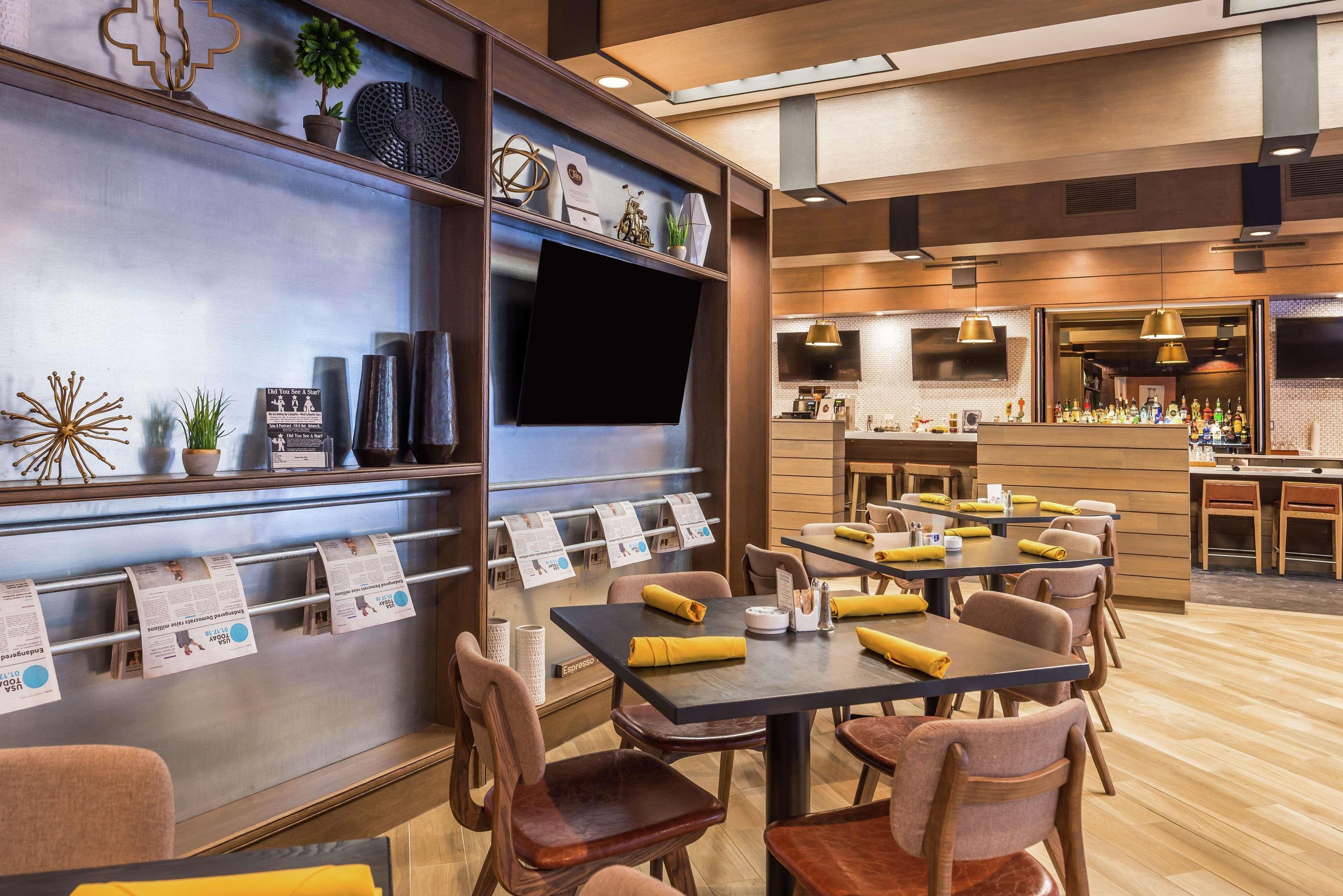 Отель Doubletree By Hilton Lafayette East Экстерьер фото